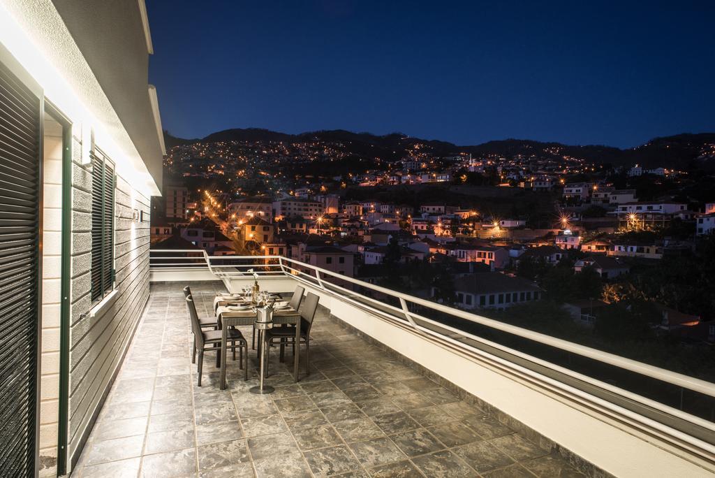 Arts In Penthouse Apartments Til Sol Funchal  Exterior foto